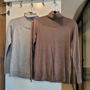 Softest turtle-neck sweaters X2